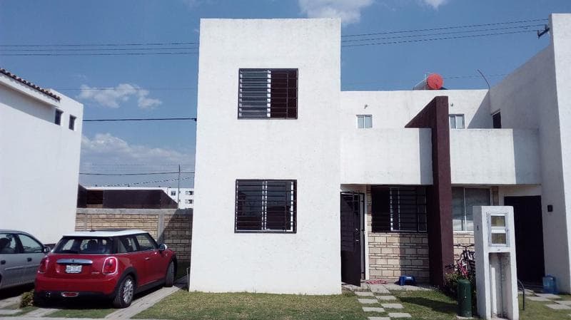 Casa en Condominio Residencial en Renta en Pueblo San Francisco Ocotlán, Coronango, Puebla - 1