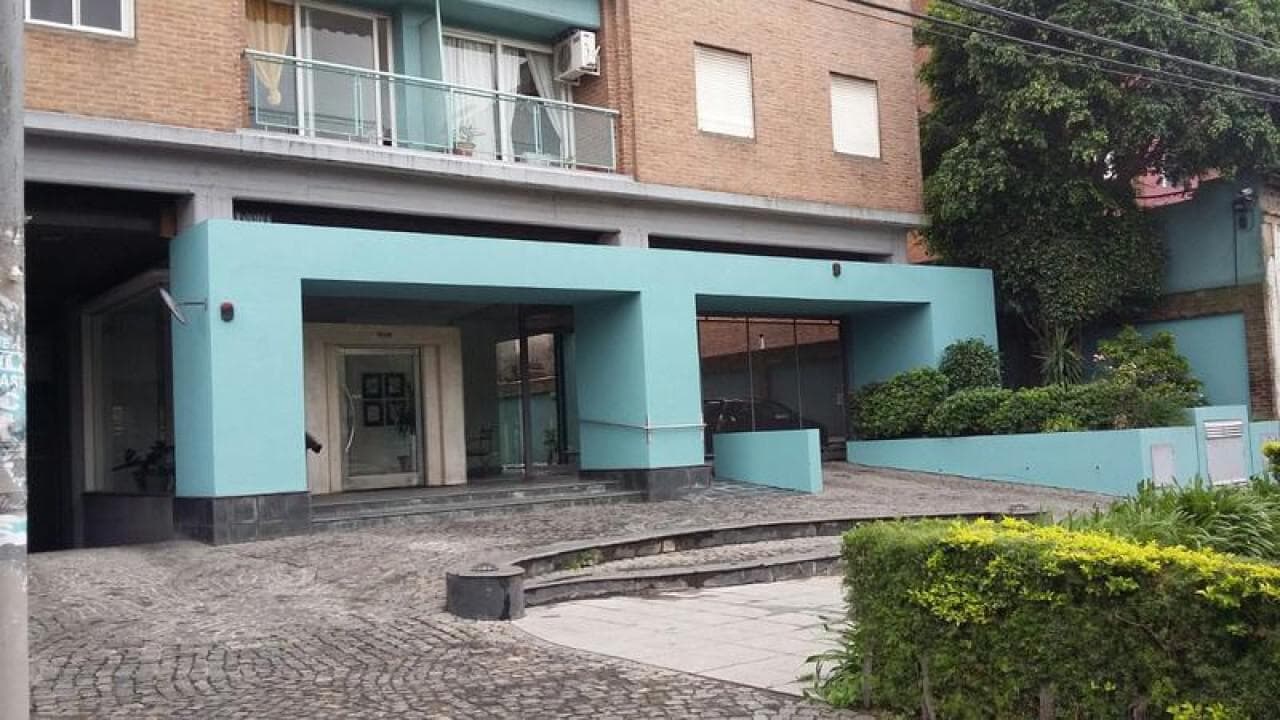 COCHERA CUBIERTA A LA VENTA EN SAN MIGUEL EN EDIFICIO TORRE CENTRO - 1