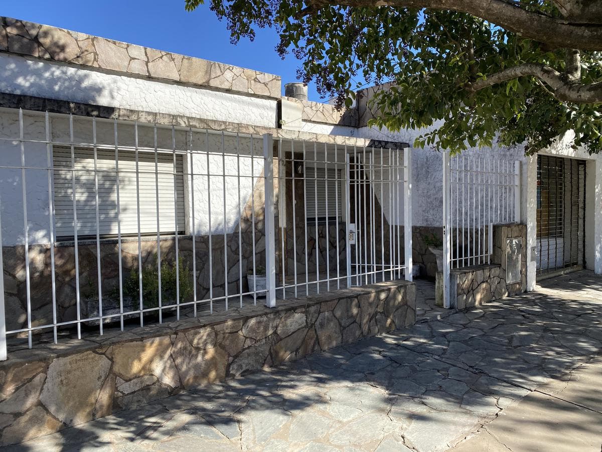 Casa - Villa Constitución - 1