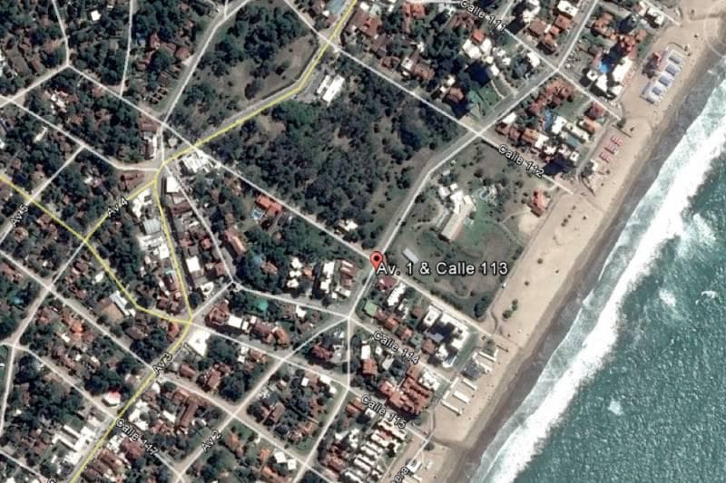 Lote de 1921m2 a una cuadra del mar - Apto Hotelería o condominio - Villa Gesell - 1