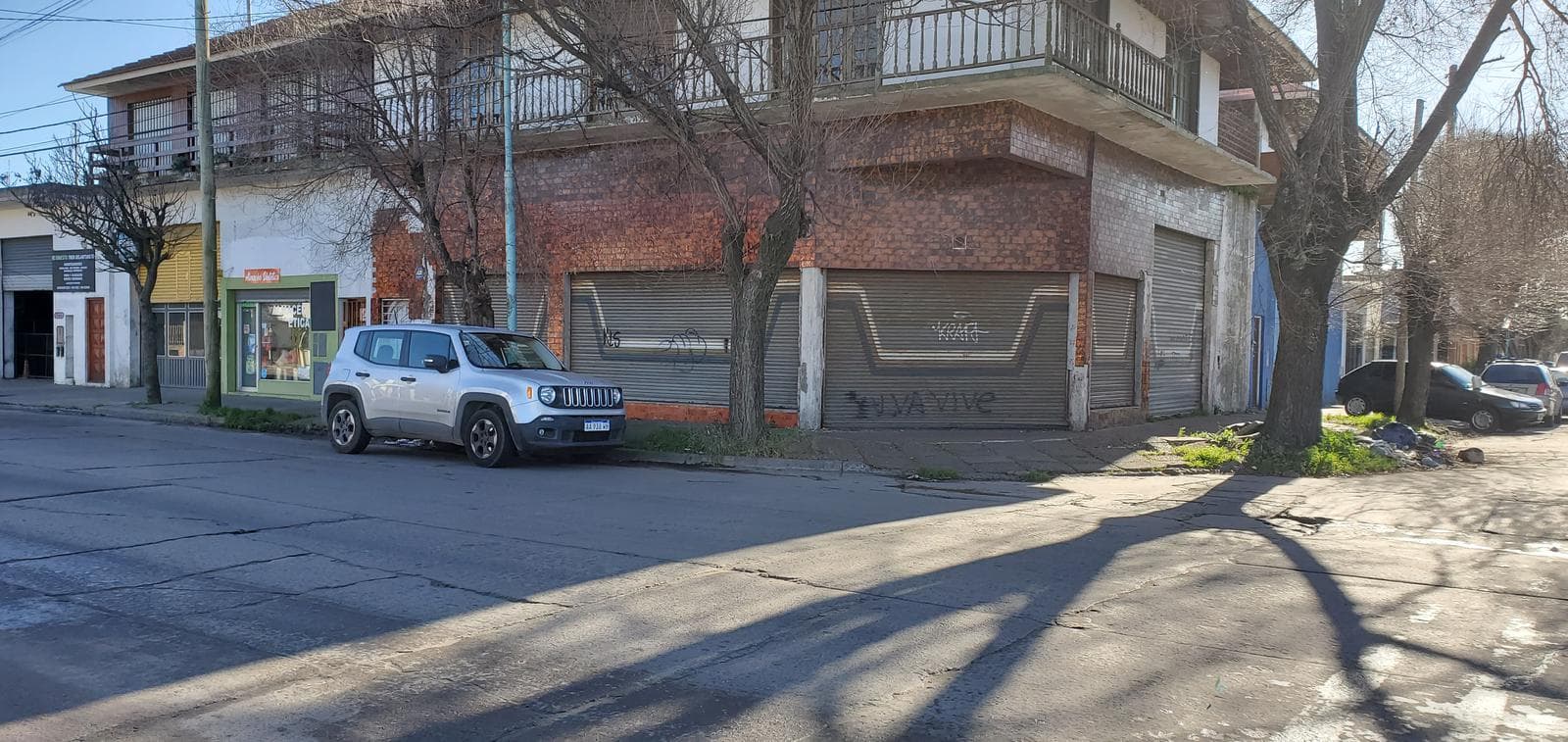 Local en Marconi y Alvarado - 1