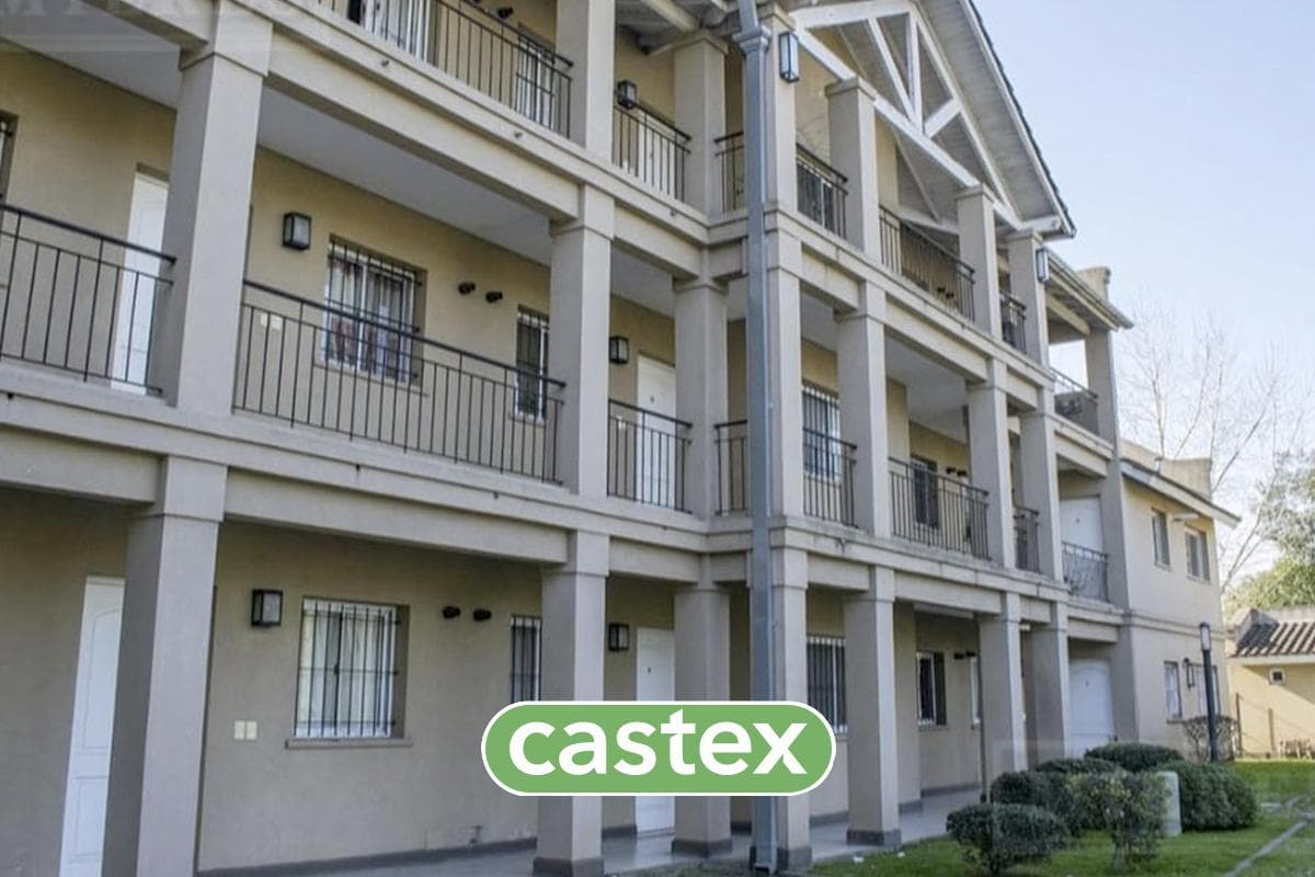Departamento 3 ambientes con jardín en venta en Villa Morra, Pilar - 1