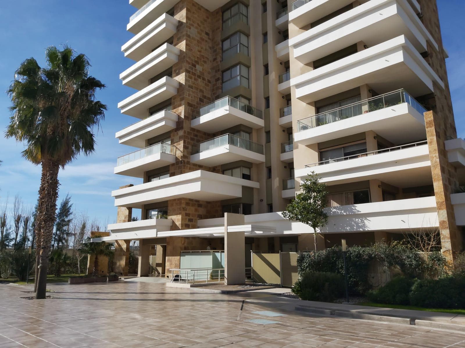 Departamento en venta en Godoy Cruz Mendoza tres dormitorios - 1