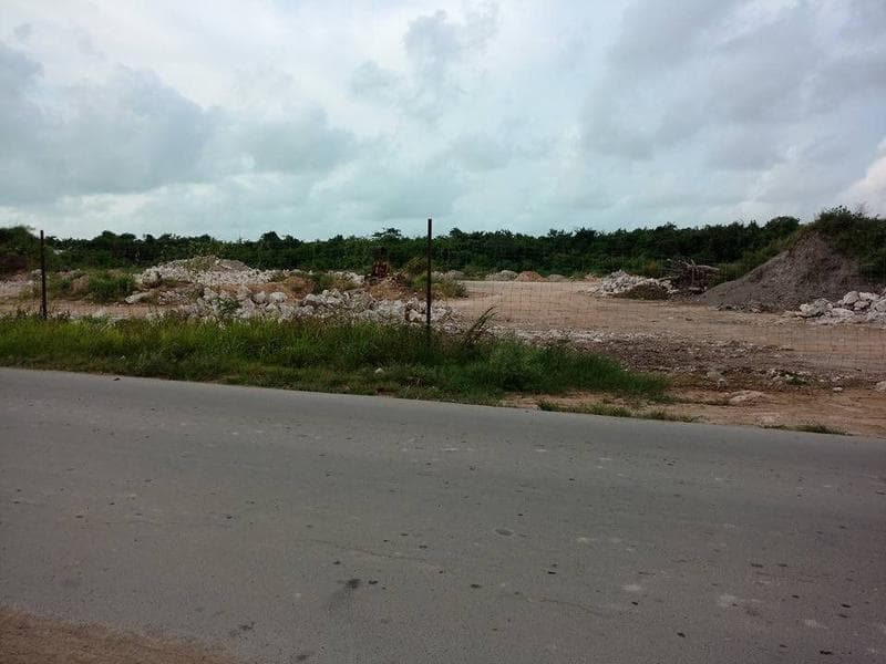 Terreno en venta de 2,200 m2, Calderitas cerca de Bacalar - 1