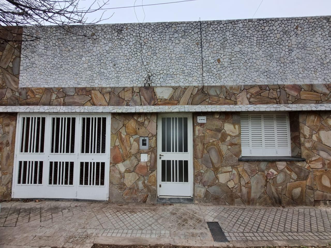 Pje Obligado 2400 - casa de 2 dormitorios - 1