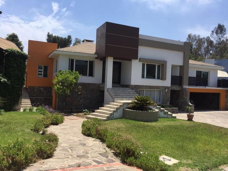 Hermosa Residencia en Ensenada B.C en prestigiado Fracc. Chapultepec. - 1