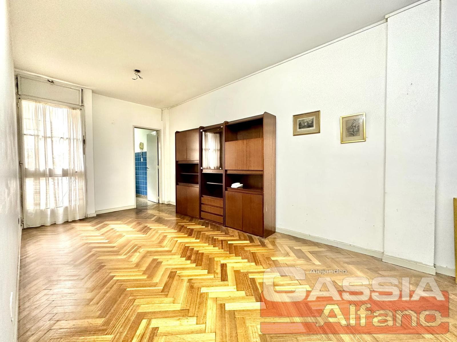 DEPARTAMENTO DOS AMBIENTES QUINTO PISO, BALCÓN FRANCES 44m2 OPORTUNIDAD! - 1