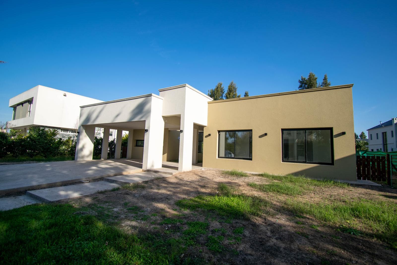 Casa en venta a estrenar en El Principado de San Vicente - 1