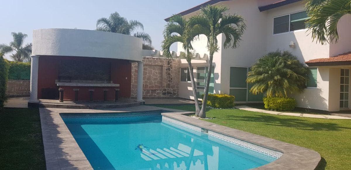 Casa Renta Mensual Lomas de Cocoyoc - 1