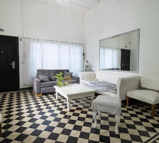 SANTO TOMÉ 5053: CASA 4AMB. PATIO/COCHERA TERRAZA - 1