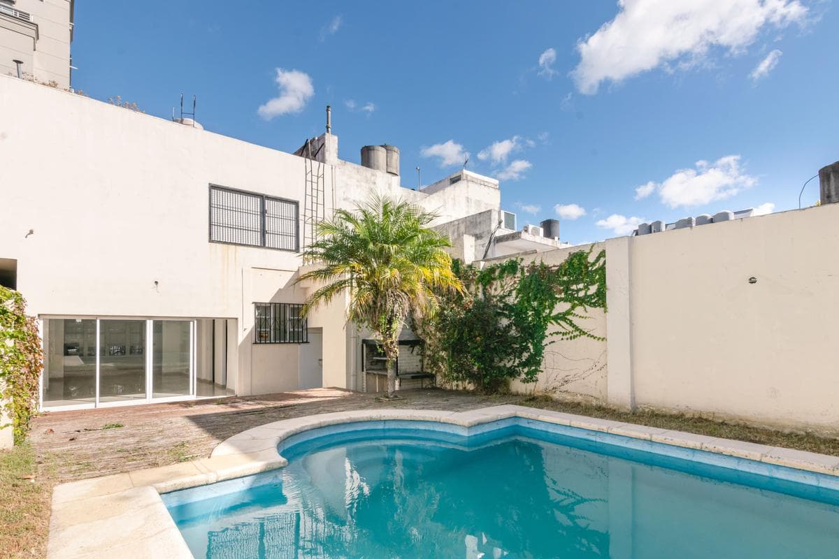 CASA - 4 AMB - SUITE - PILETA DEPTO 3AMB - BELGRANO R - 1