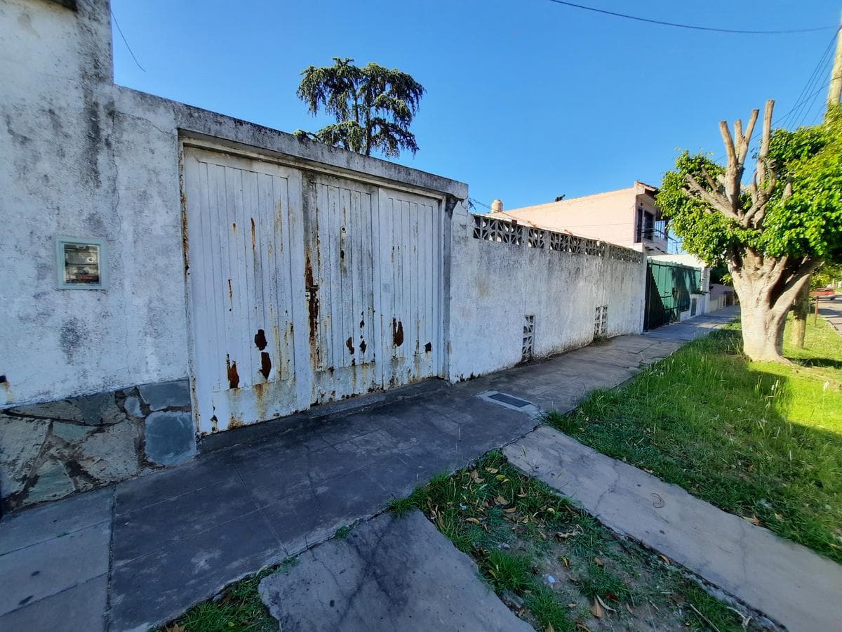 Lote en venta, Moron Sur. Lote de 10 x 29,15 mts. - 1