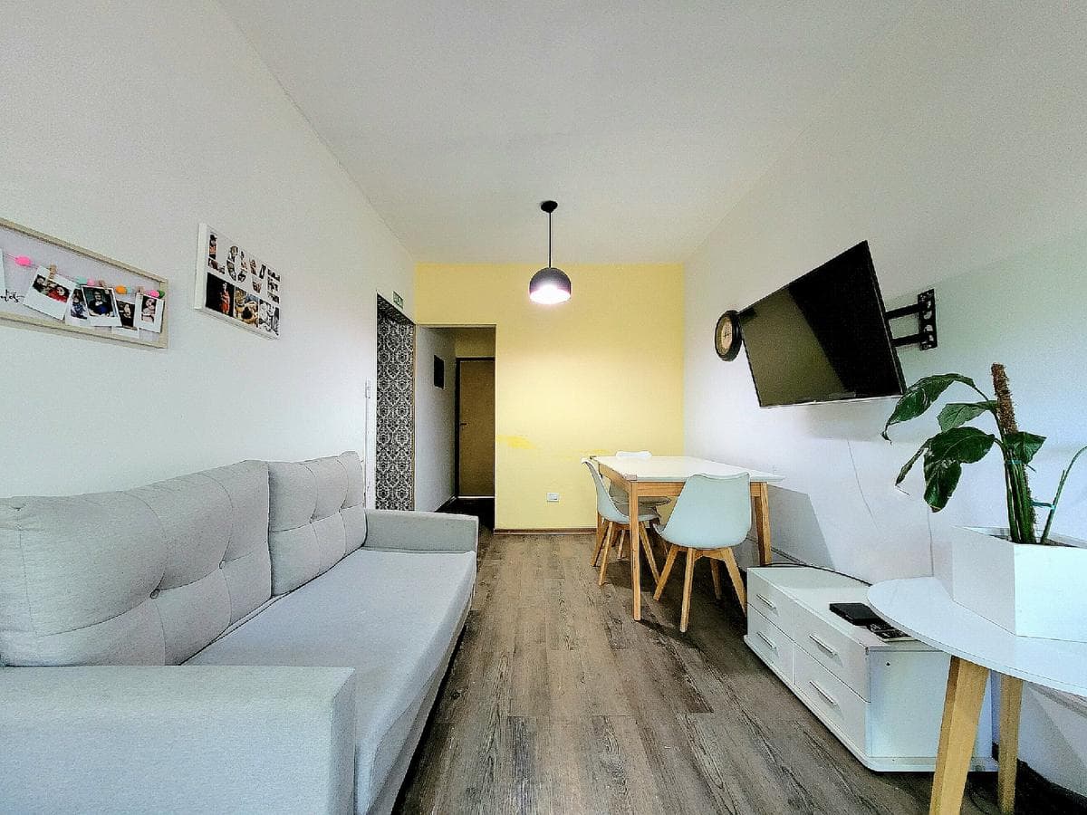 Departamento en Monte Castro - 1