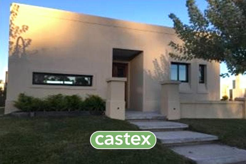 Casa de 3 dormitorios en una planta en venta en Tipas, Nordelta - 1