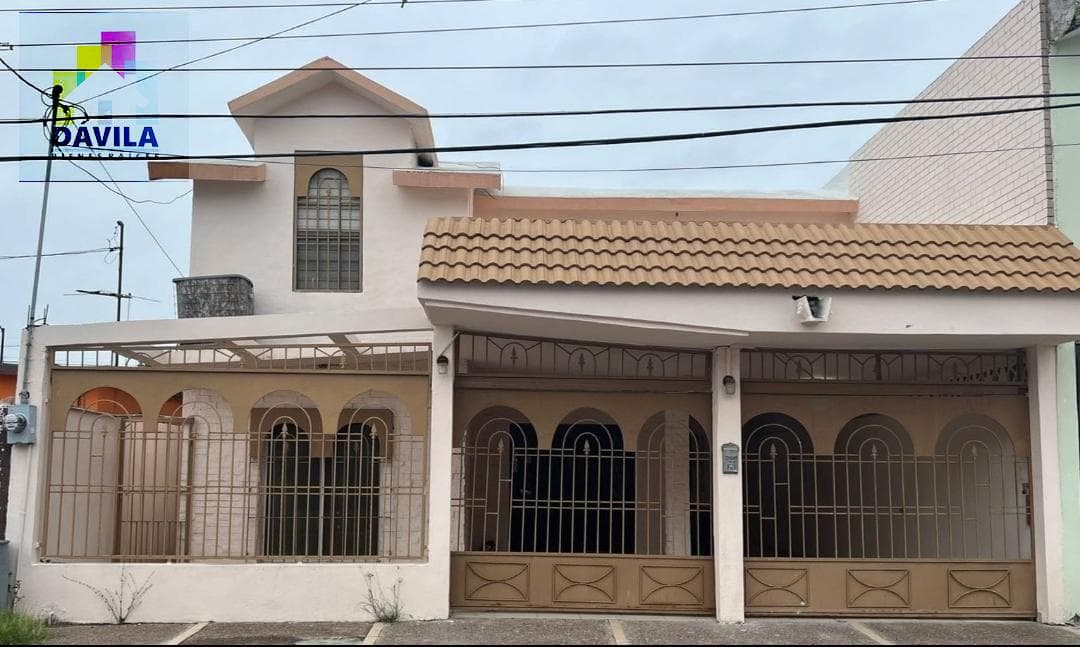 Casa en Casa en Venta Col. Valle Dorado, Reynosa, Tamps - 1