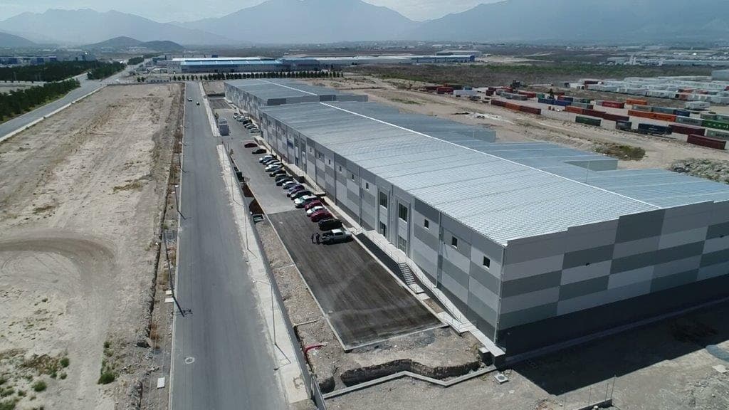 BODEGA EN RENTA DE 2600 METROS PARQUE INDUSTRIAL ARTEAGA COAHUILA - 1