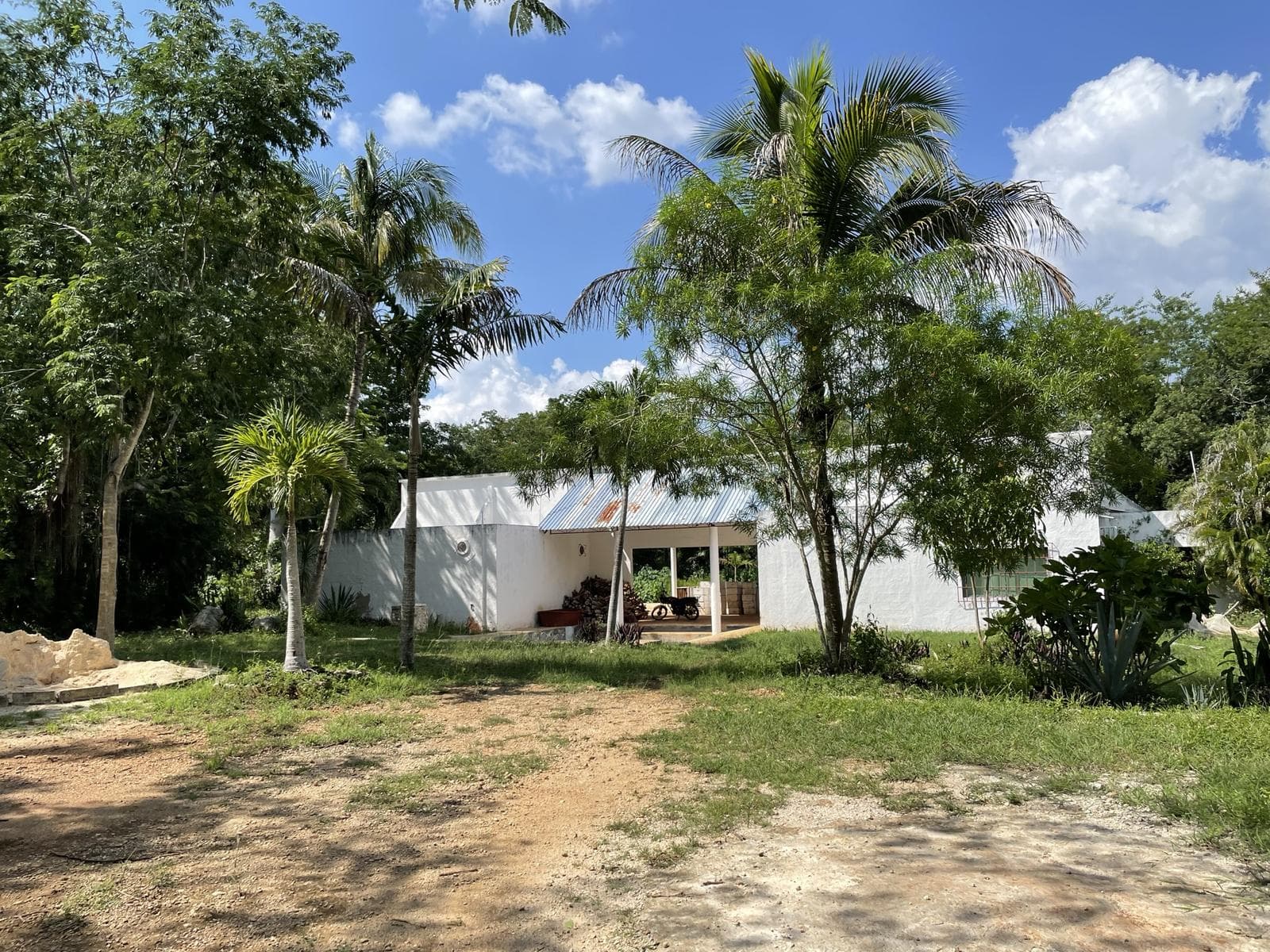 Finca en Venta de 103 Ha. con Apiario y Vivero en Tecoh - 1