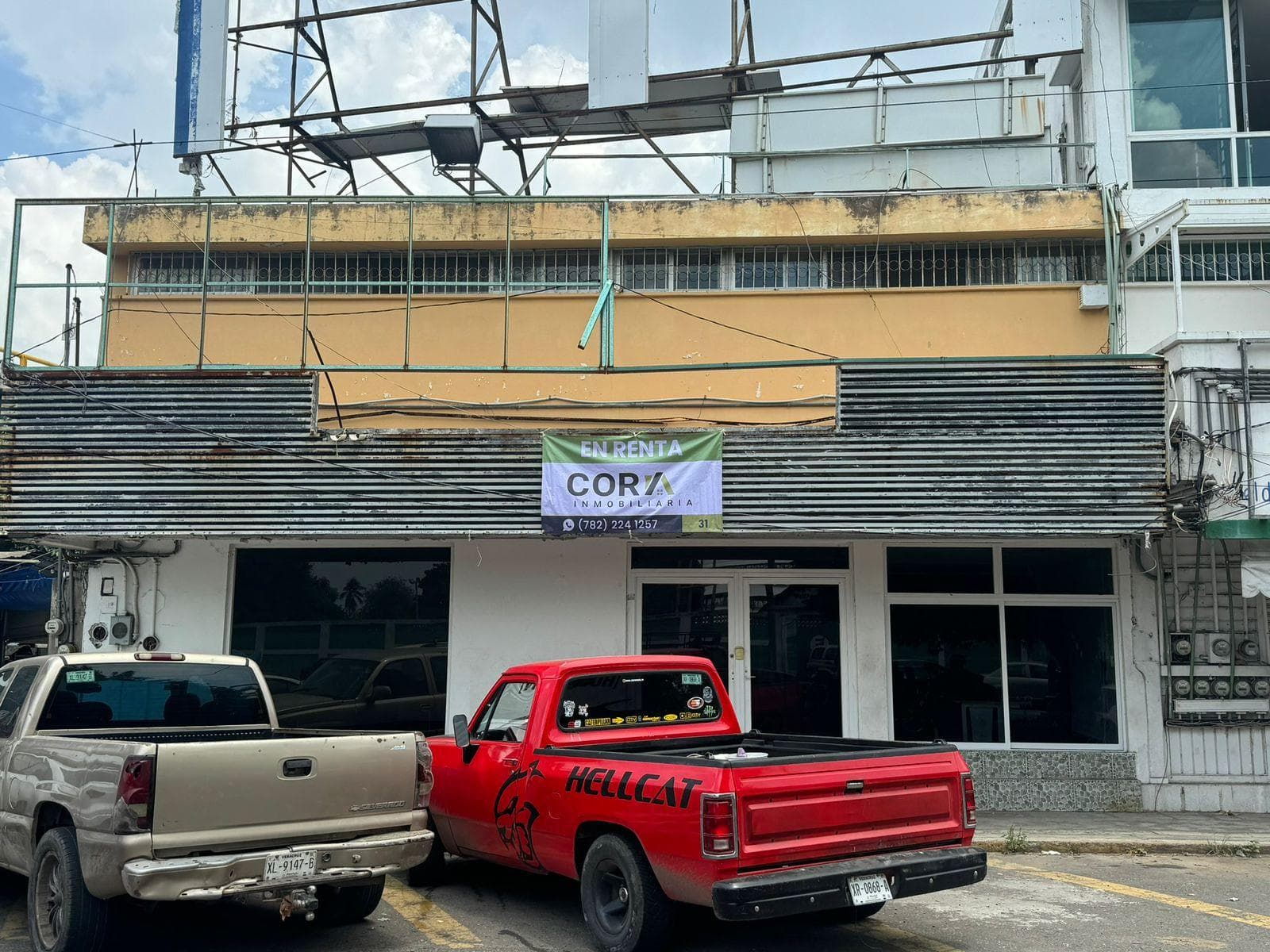 LOCAL EN RENTA EN EL INTERIOR DEL CAMPO PEMEX, AVENIDA FERROCARRIL, POZA RICA, VERACRUZ - 1