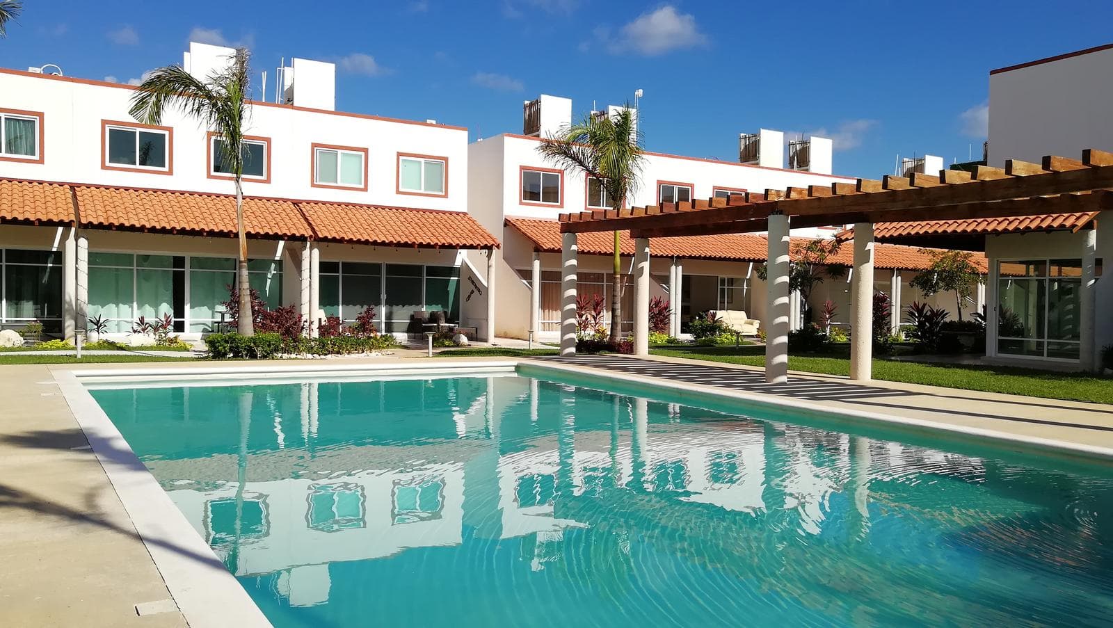 Oportunidad Casa 3 Habitaciones en Playa del Carmen a 15 Minutos de La Playa - 1
