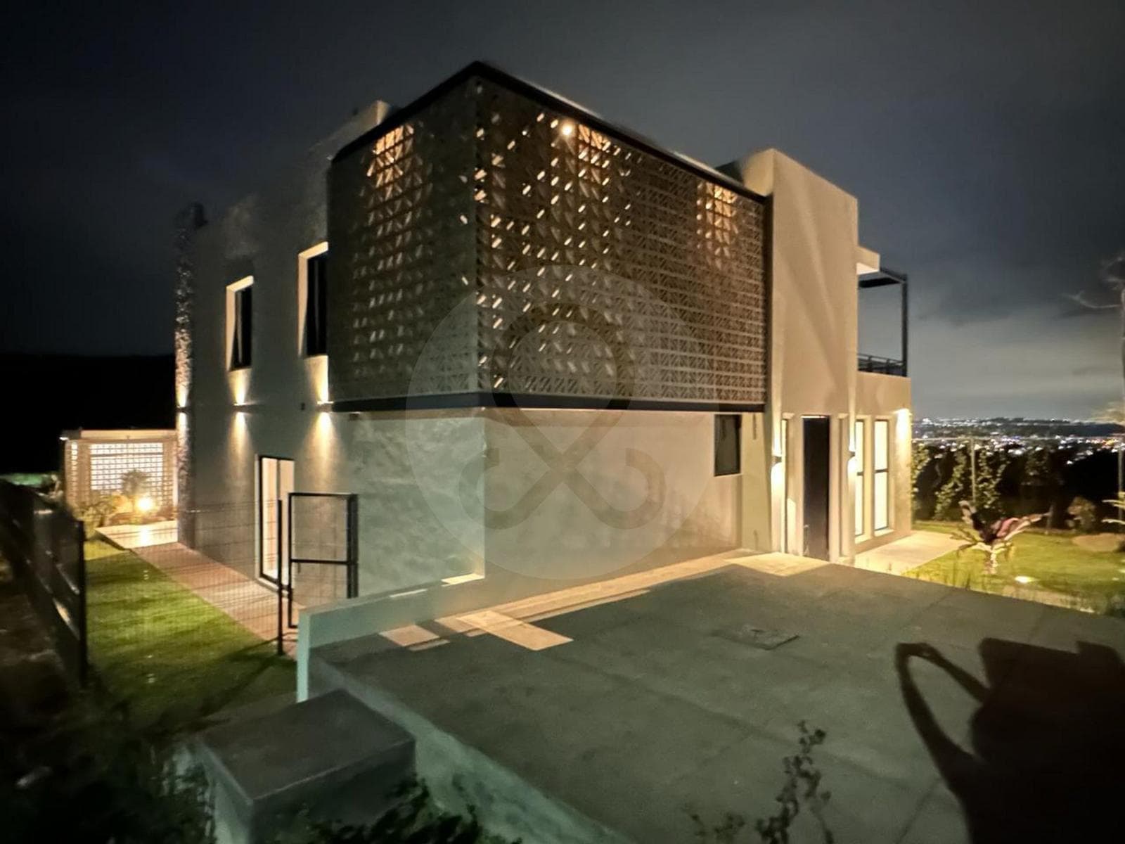 CASA EN VENTA DE DESCANSO DE LUJO EN ZAPOTLANEJO - 1