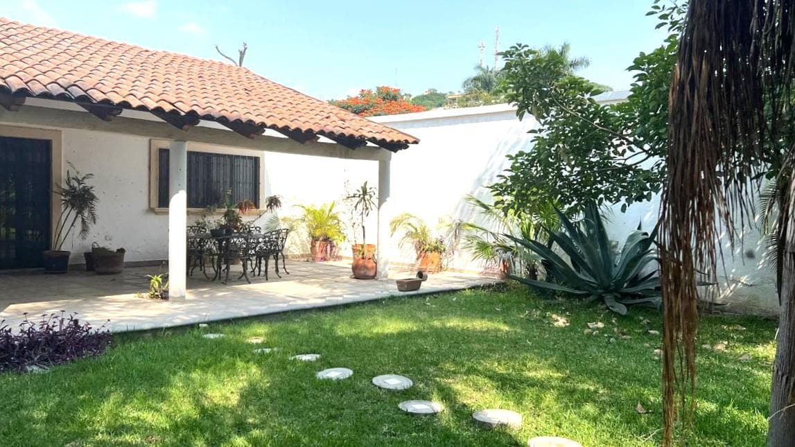 Casa Renta de Un Nivel en Col 3 de Mayo, Emiliano Zapata Mor - 1