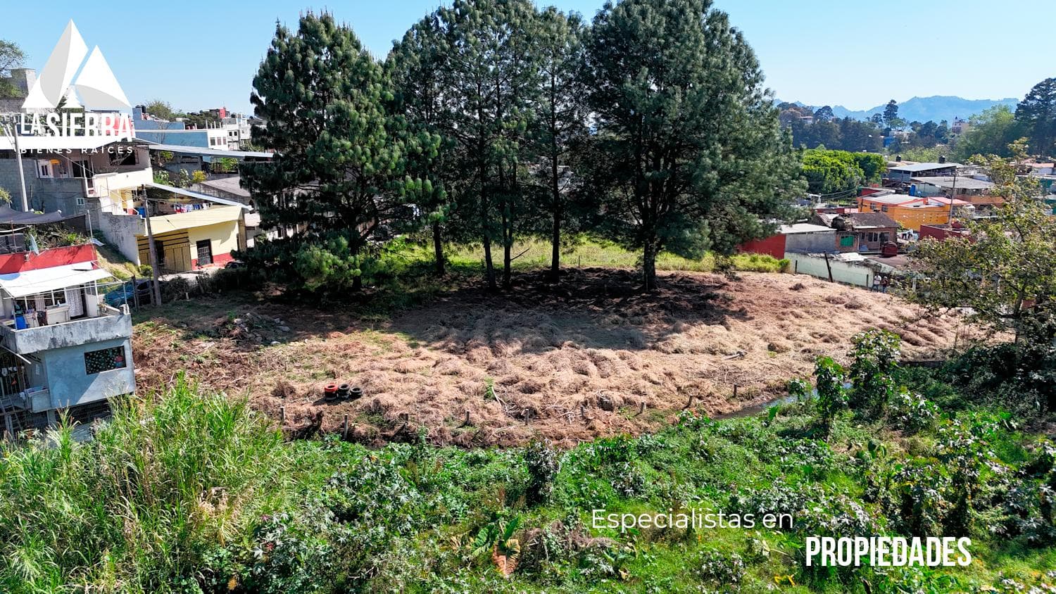 Lotes en Venta en col. Santa Cruz en Huauchinango - 1
