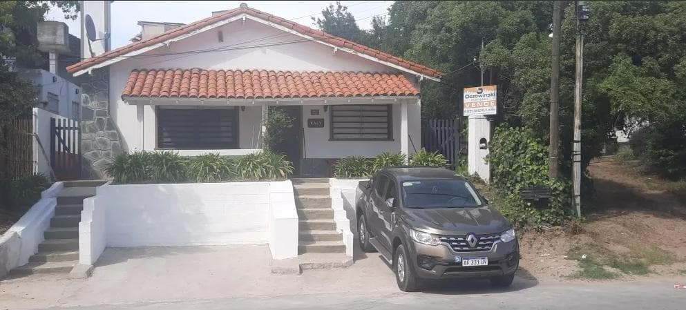 Casa en Venta - 2 Dormitorios 2 Baños Cochera - 85 mts2 - Villa Gesell, Buenos Aires - 1
