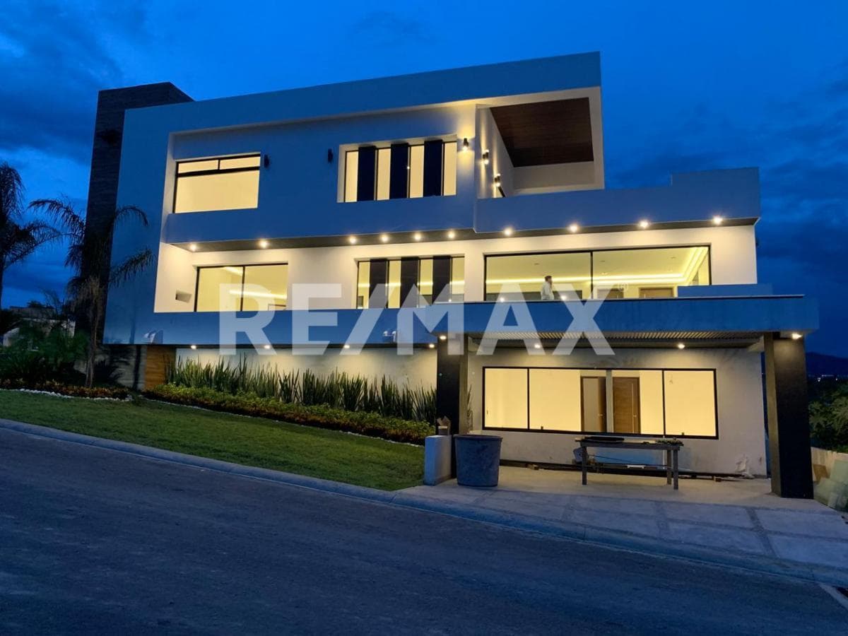 Casa en Renta en Morelos, Lomas de Cocoyoc - 1