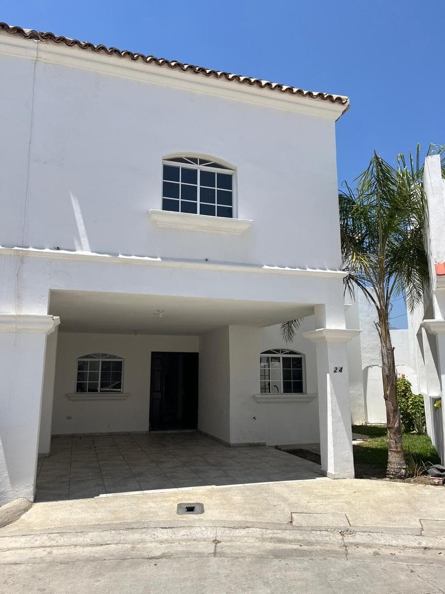Casa en Renta en Privada Rincon Del Paraíso En Tecate Baja California - 1