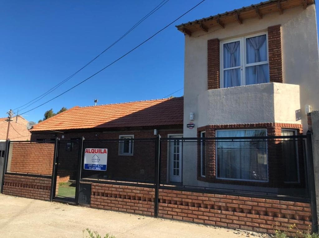 Casa en Venta o Permuta por Propiedad en Neuquén( B. Próspero Palazzo) - 1