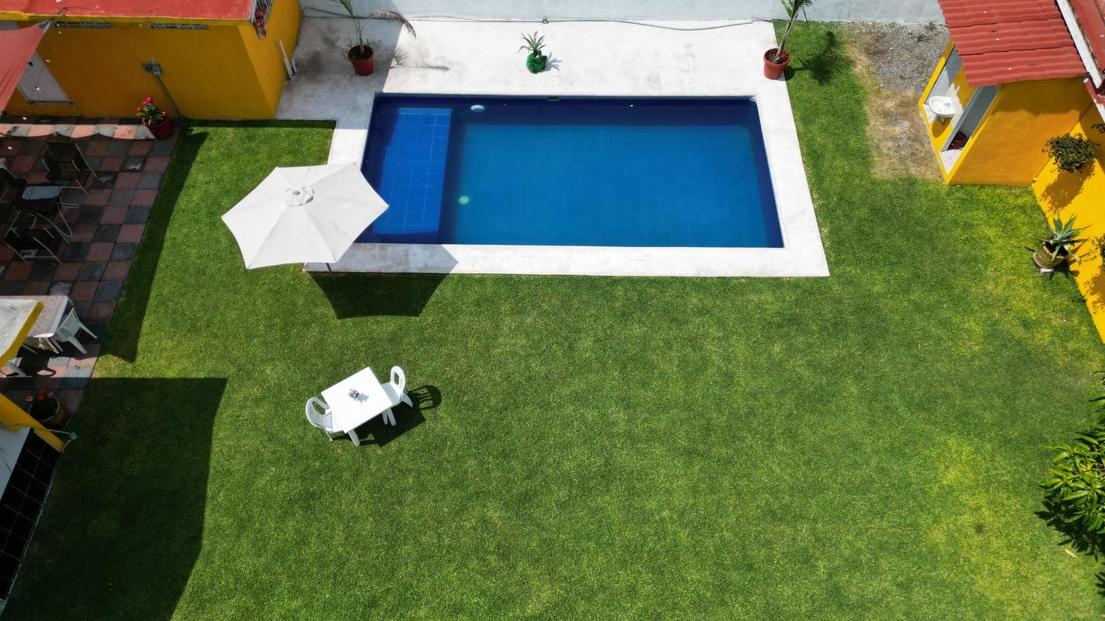 Casa en privada Venadito alberca 3 rec jardín - 1