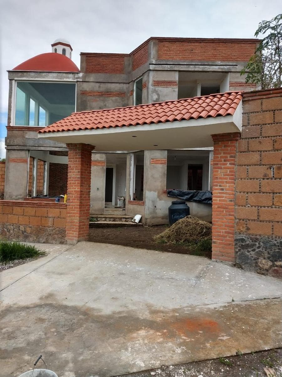 CASA EN VENTA FRACCIONAMIENTO PRIVADO, TLAYACAPAN, MORELOS - 1