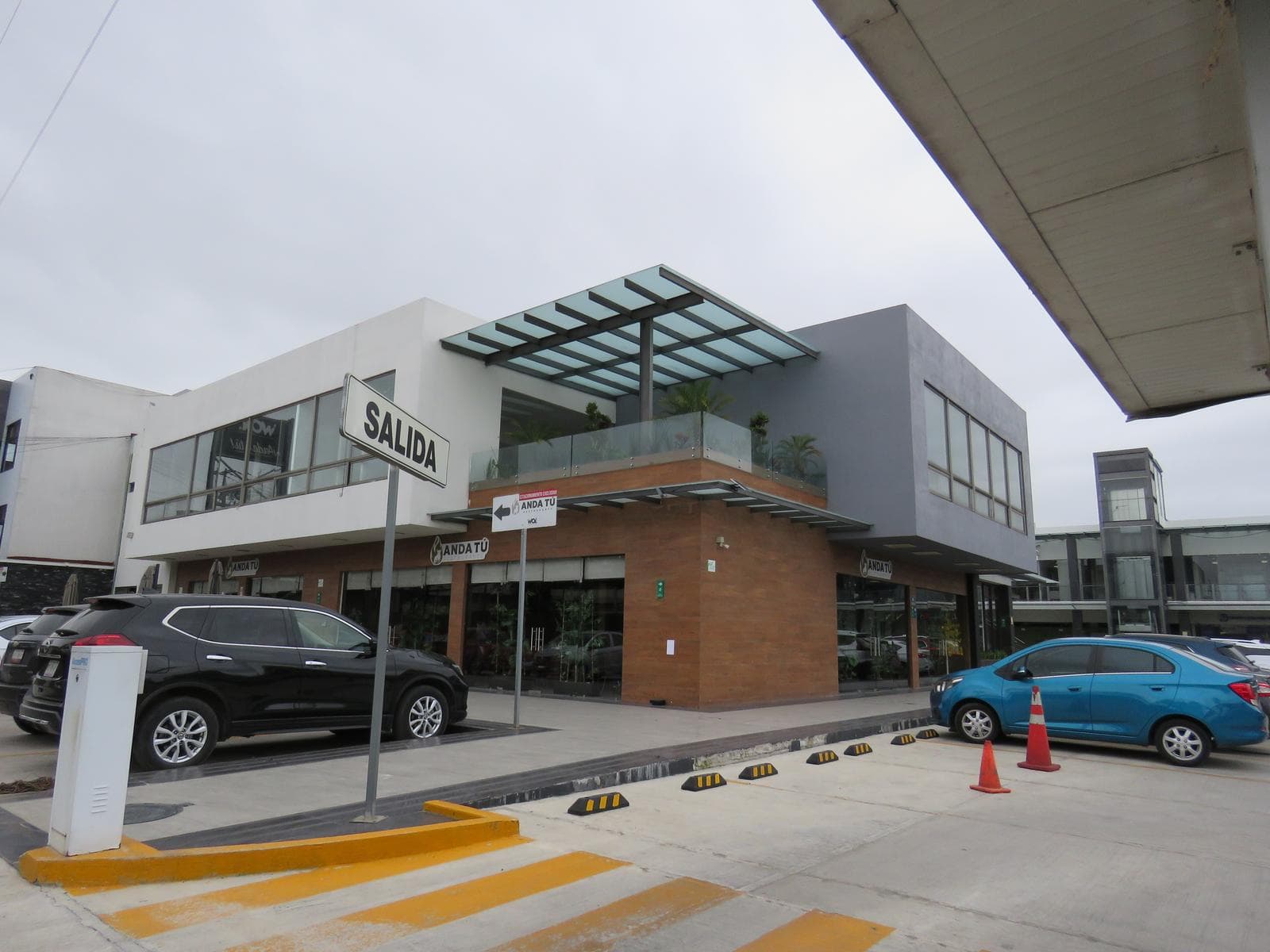 Local 08 en Plaza Comercial iWol, Av. Gobernadores, Metepec - 1