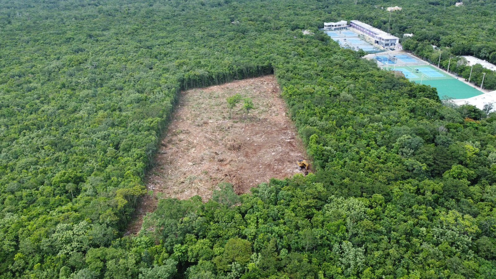 VENTA TERRENO BOSQUES DEL CARIBE - 1