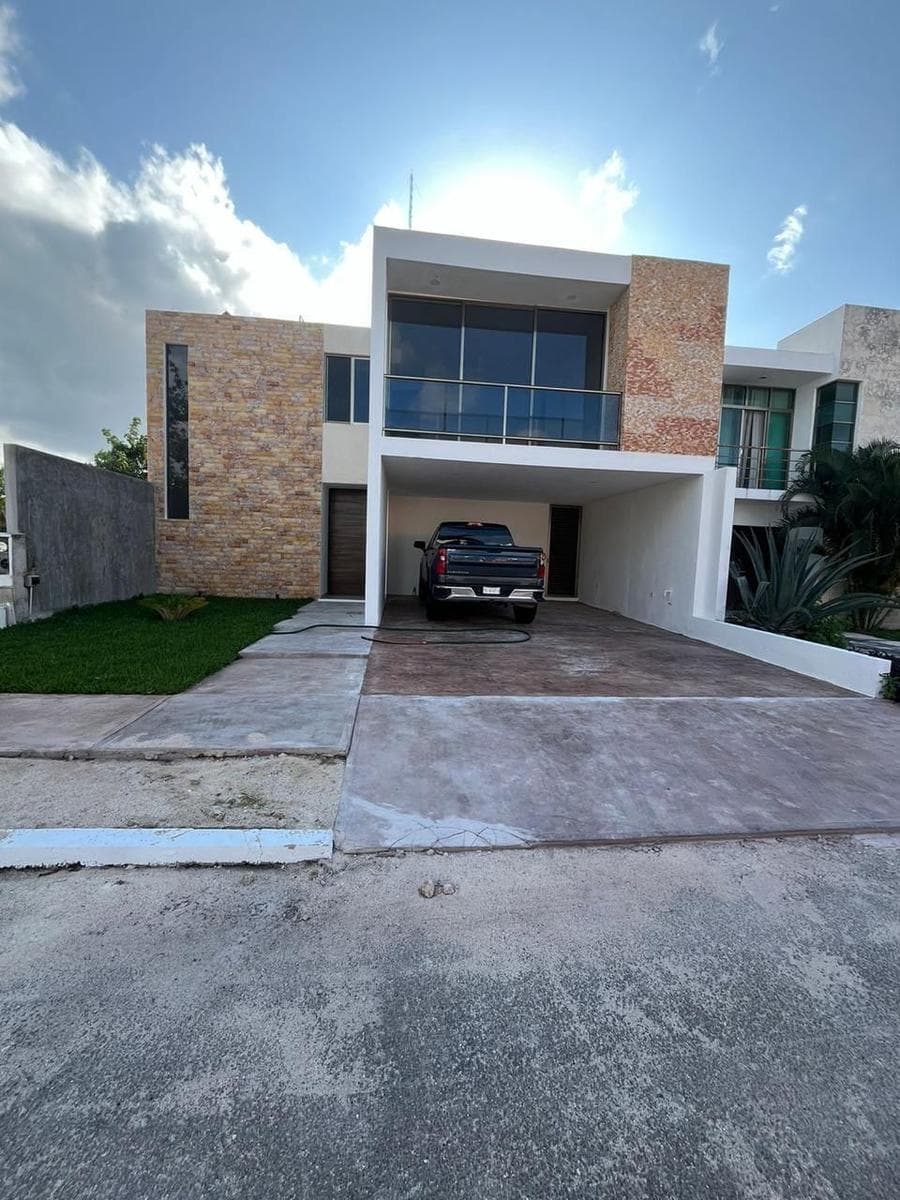 Casa en Pueblo Conkal - 1