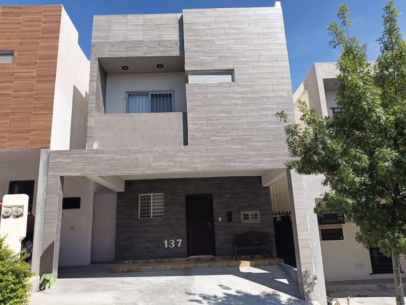 Casa en RENTA en APICE, Santa Catarina, N.L. - 1