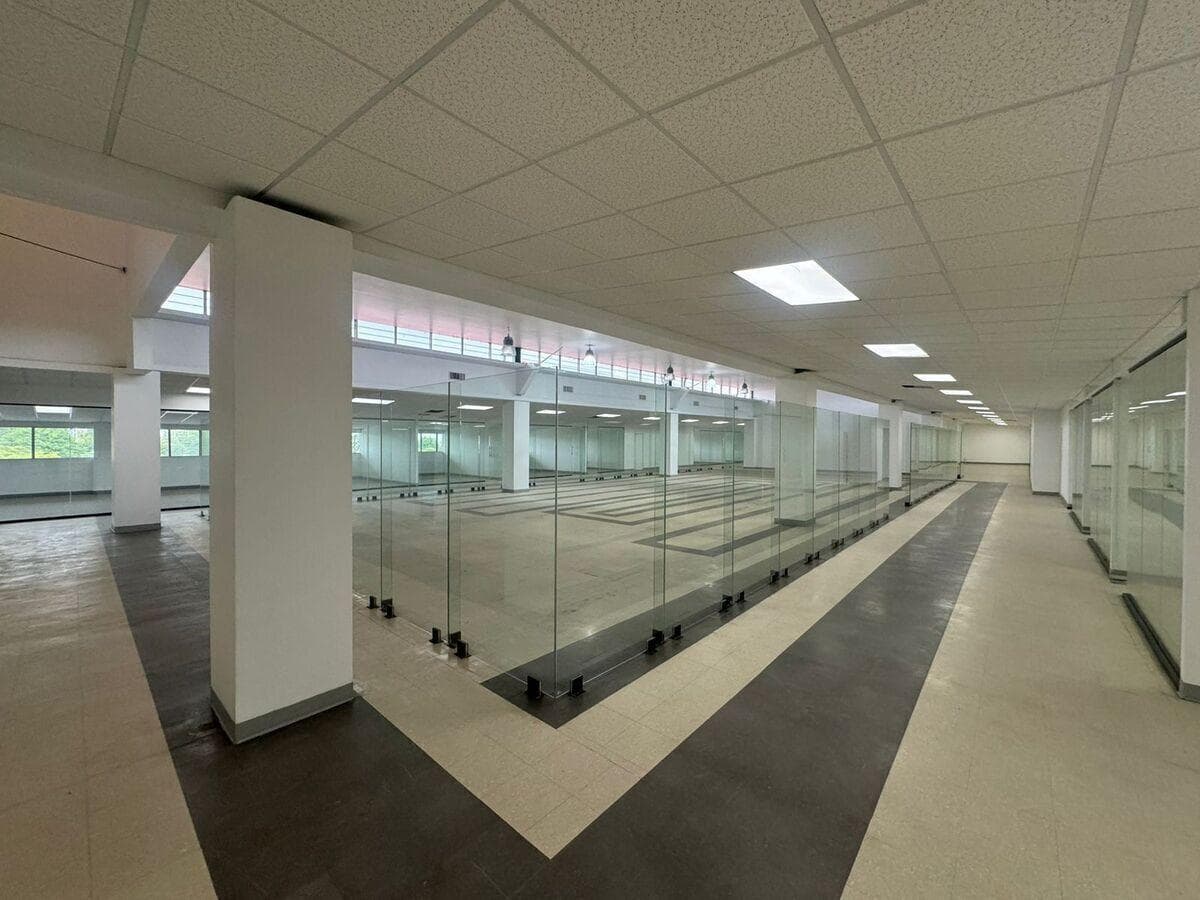 Oficina en Renta, San Nicolás, 400 m2. - 1