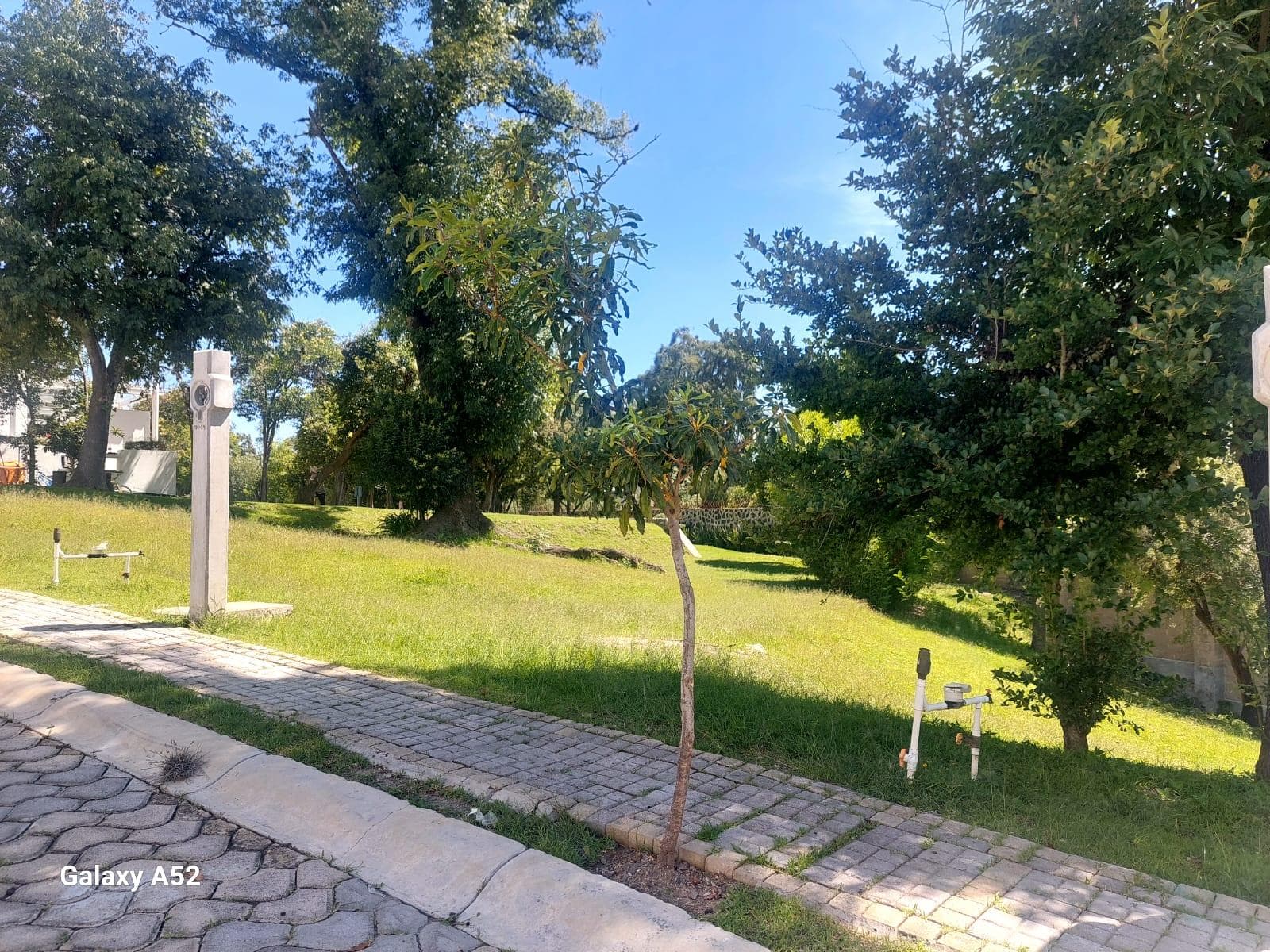 Terreno en venta, casa club con alberca, 1KM de Barrio Cascatta, Lomas de Angelópolis, Puebla - 1