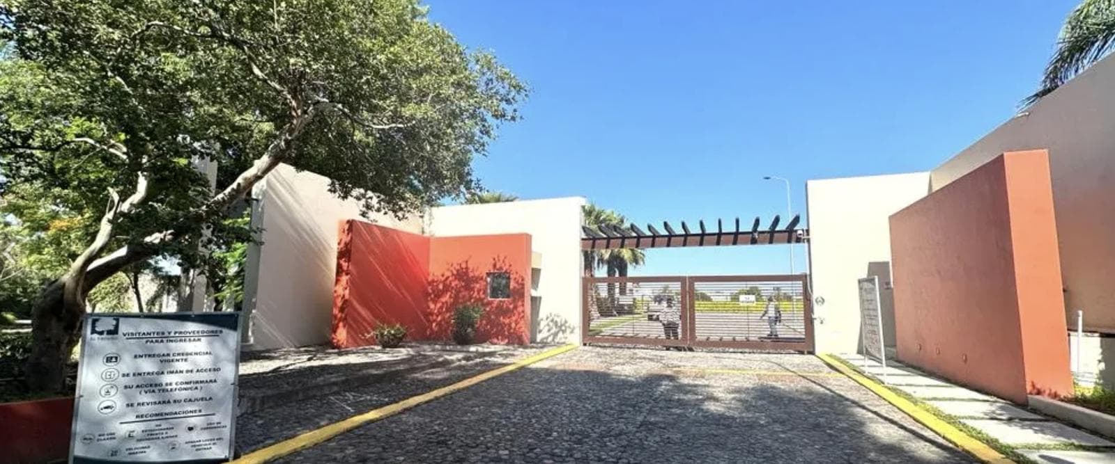 Lotes en Venta en el Fraccionamiento el Fresno, Atlixco - 1
