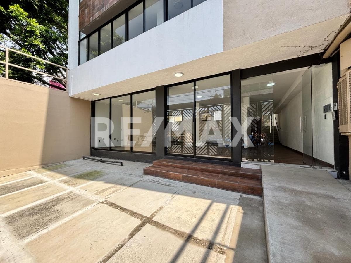 Oficina en Venta en Cuernavaca, Paseo del Conquistador - 1
