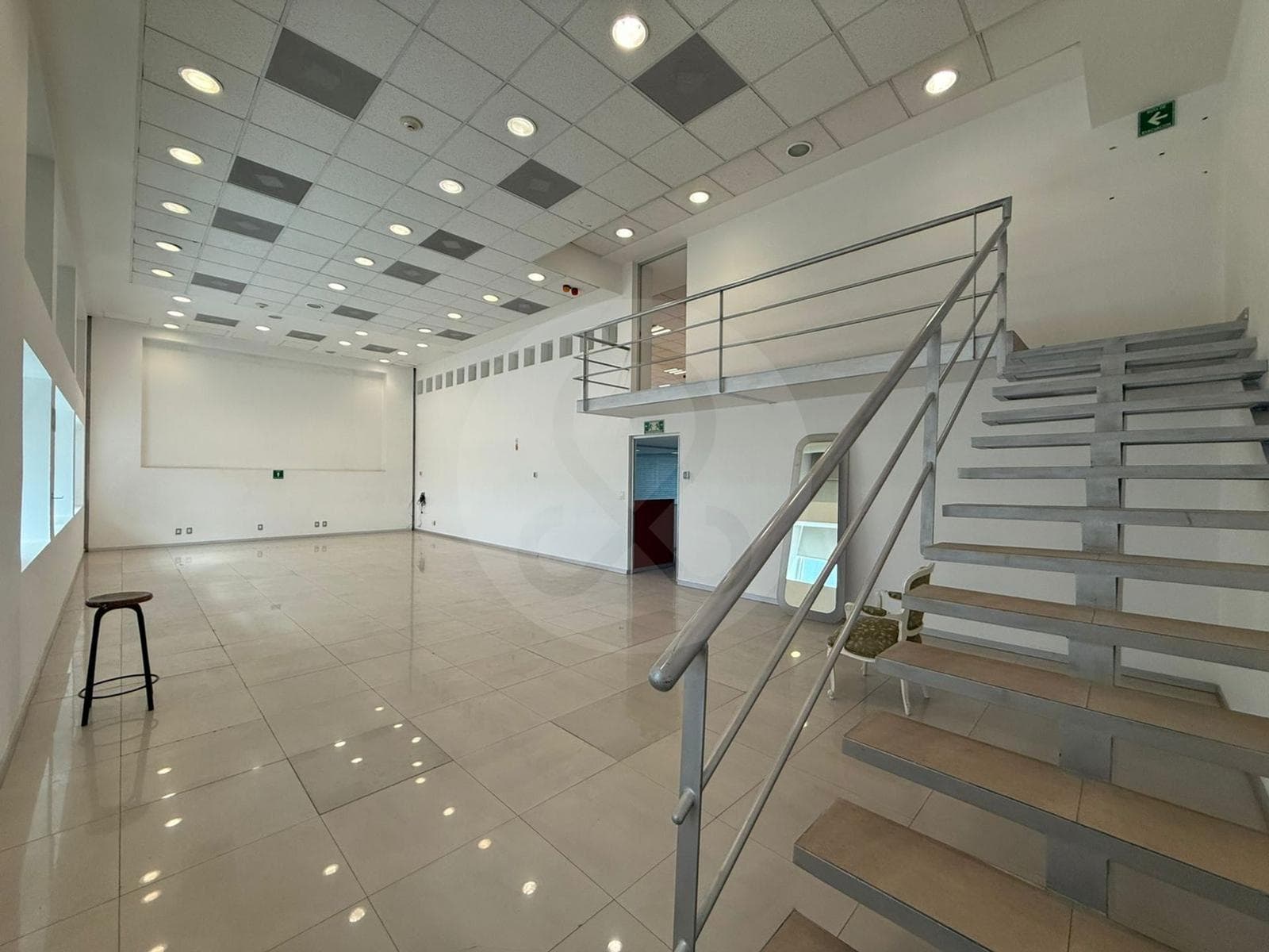 Renta oficina 600m2 - Insurgentes Sur Col. Florida - 1
