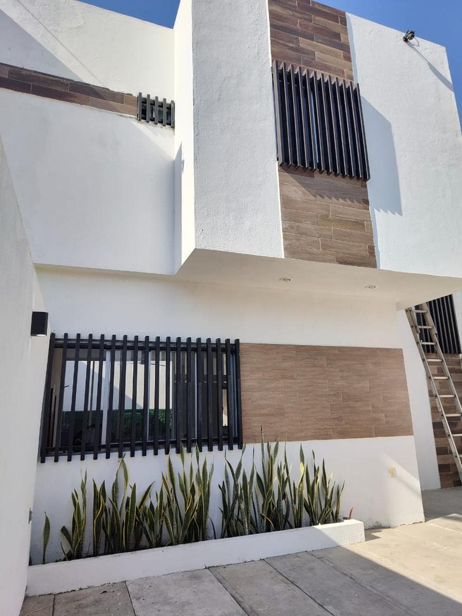 Casa en Barrio 5 - 1