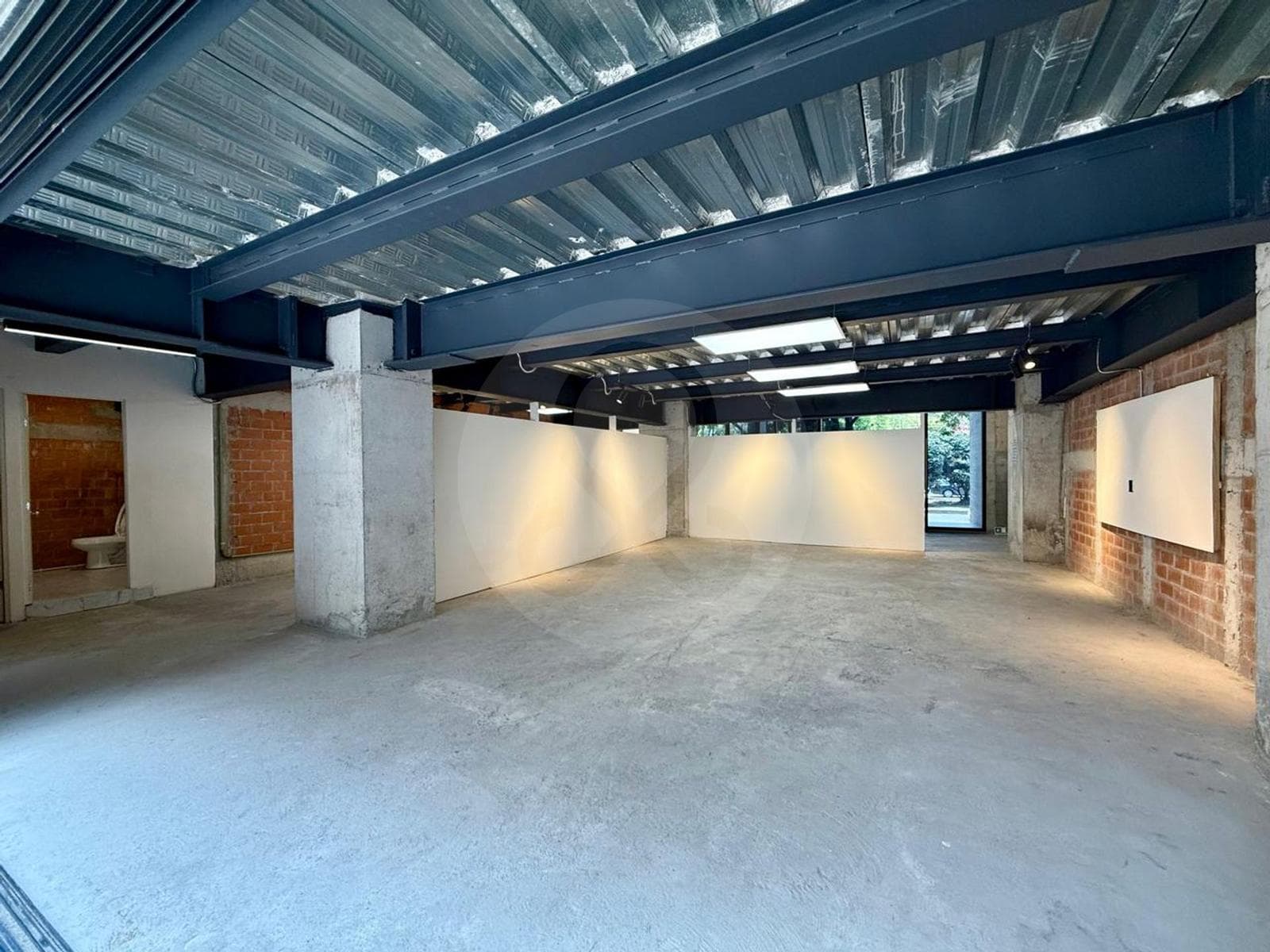 Renta local 150 m2 - Cuauhtémoc - 1