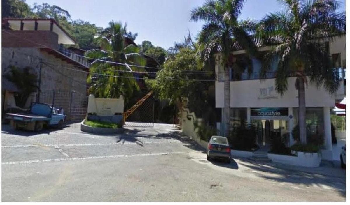 VENTA EXCELENTE TERRENO EN FRACCIONAMIENTO EXCLUSIVO LAS BRISAS EN ACAPULCO, GRO - 1