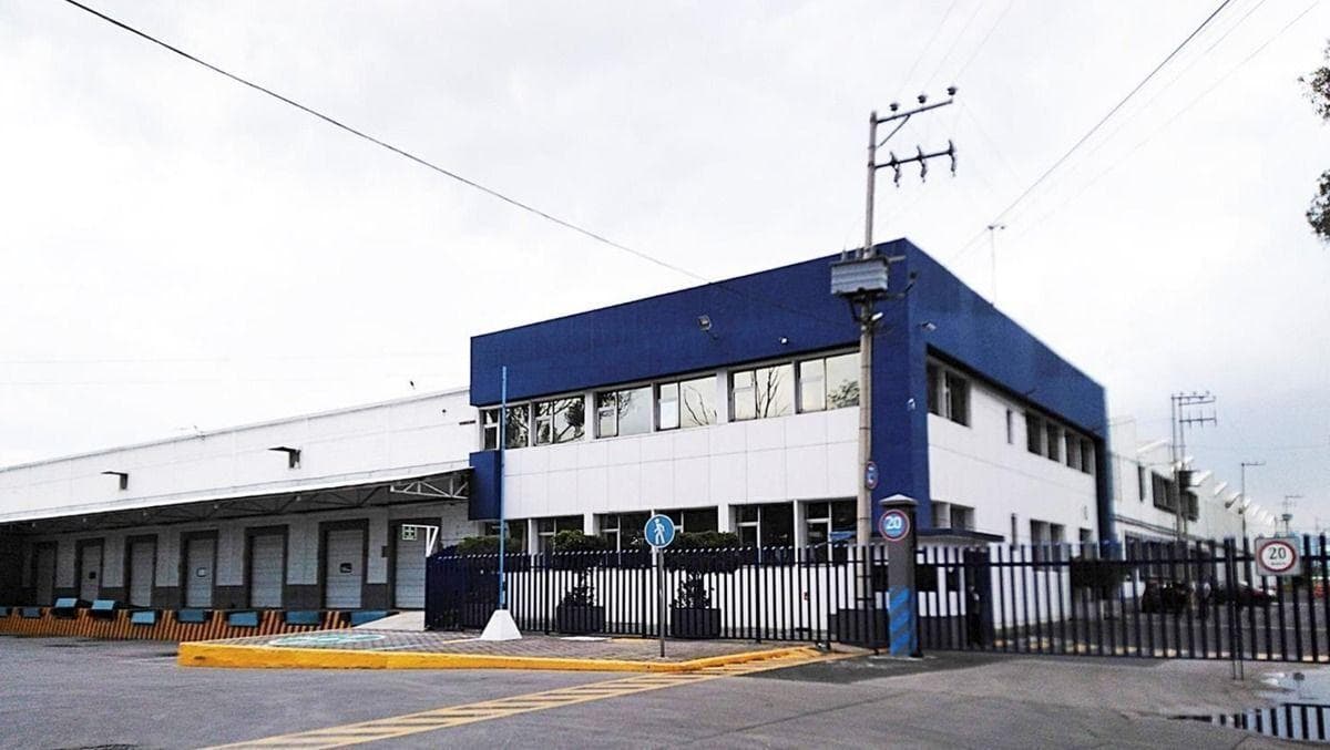 Bodega Industrial Azcapotzalco 6700 m2 - 1