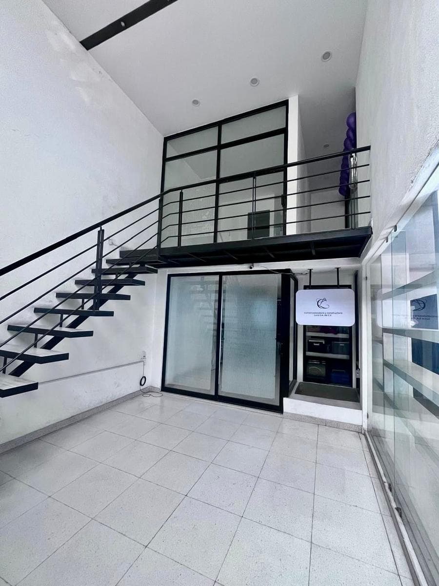 Edificio Comercial en Unidad Habitacional Civac - 1