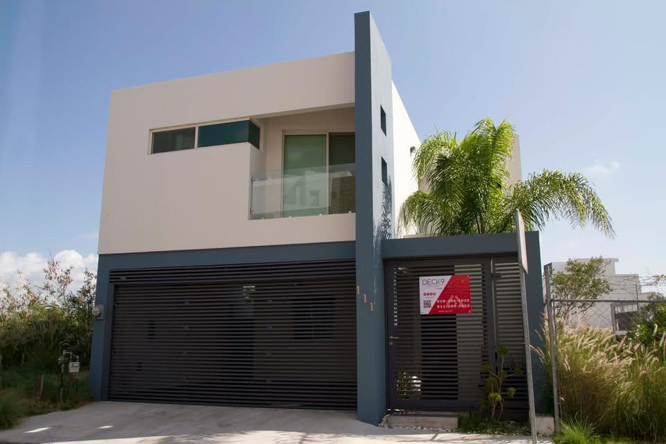 Casa en venta Cumbres Elite Premier Sector Olimpo. (Arriba de Leones) - 1