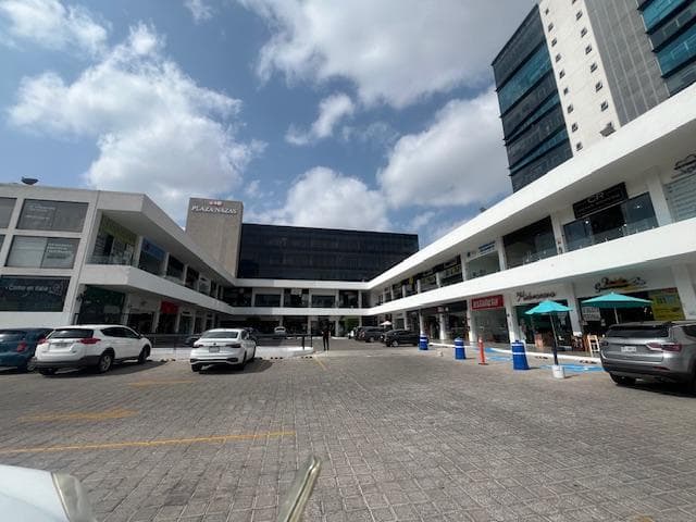Oficina en CENTRO SUR - 1