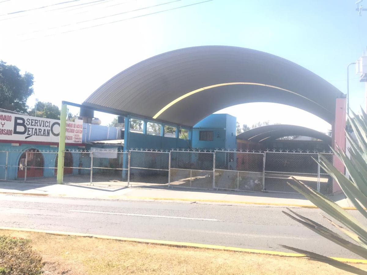 Propiedad comercial sobre Av. principal, Tonatico - 1