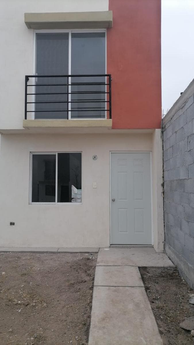 Casa en Venta en los Pilares, Zona Norte-Autopista Mty -Nuevo Laredo - 1